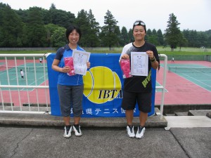 女子３位　名畑、小林
